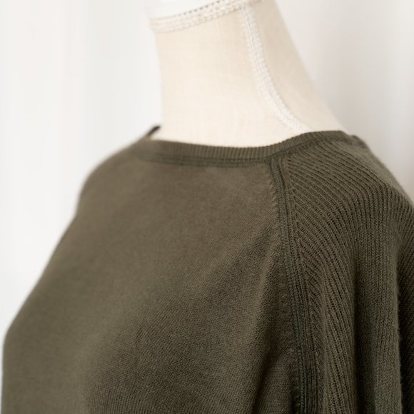 Sweet Romeo Loren Green Crew Neck Raglan Sleeve Pullover Sweater - Picture 3 of 4